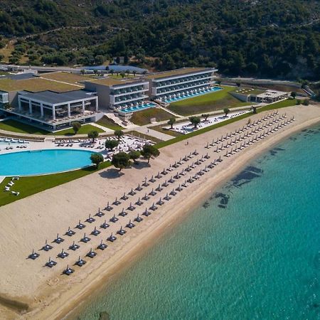 Ammoa Luxury Hotel & Spa Resort Nikíti Eksteriør bilde The resort's beach