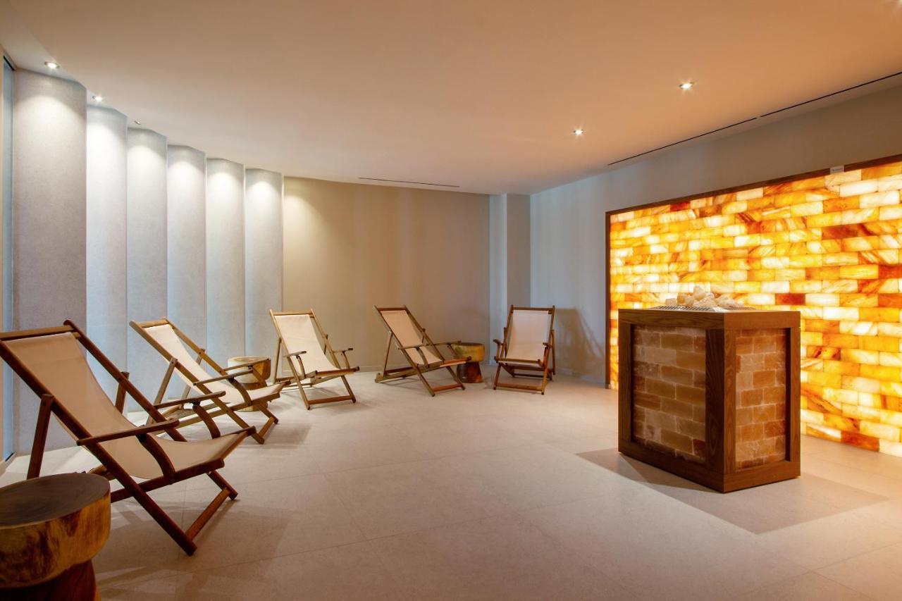 Ammoa Luxury Hotel & Spa Resort Nikíti Eksteriør bilde The spa at The Dorchester