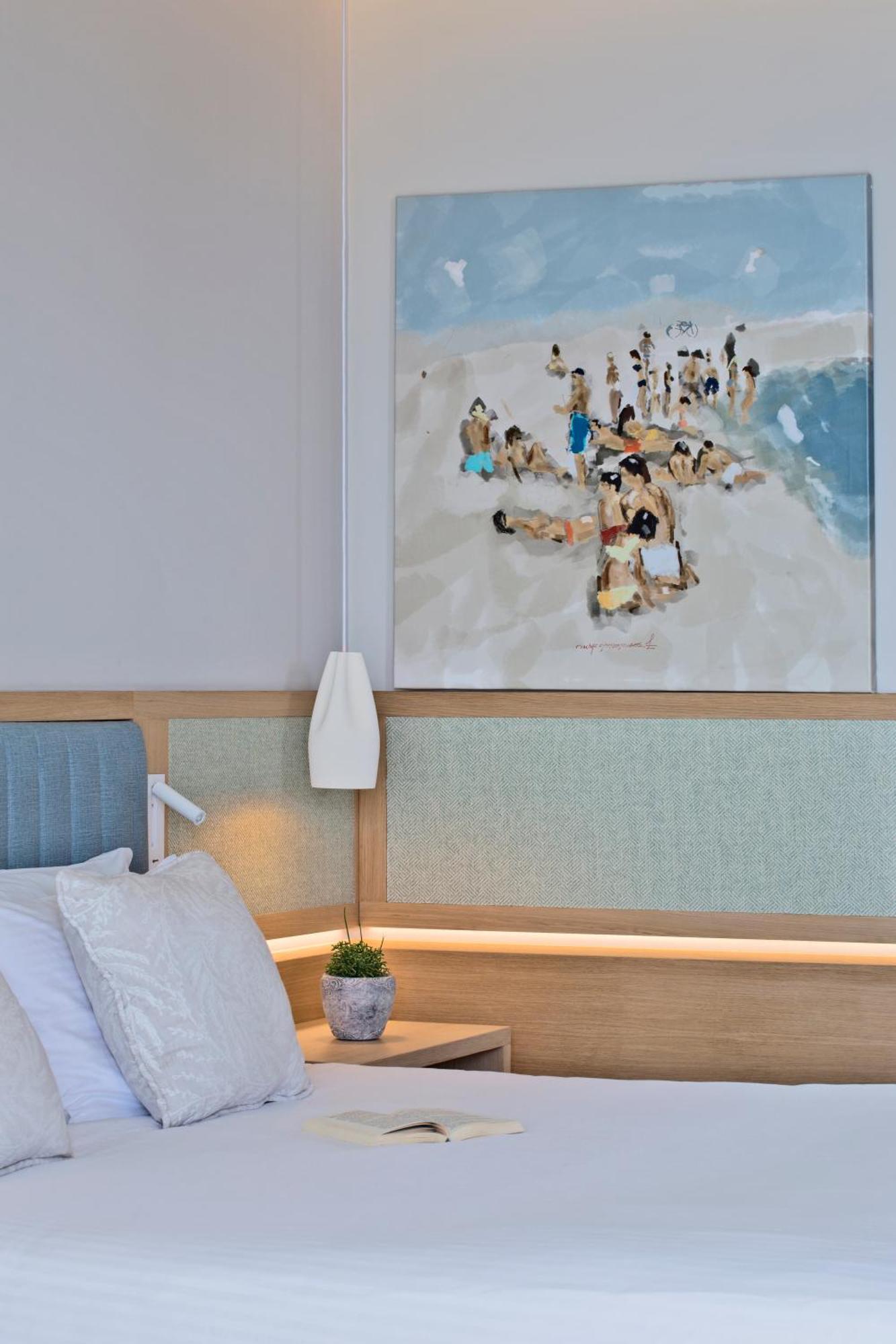 Ammoa Luxury Hotel & Spa Resort Nikíti Eksteriør bilde Artwork by artist, Mark Rothko